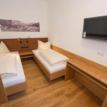 Brunnwirt Otel Weissbriach